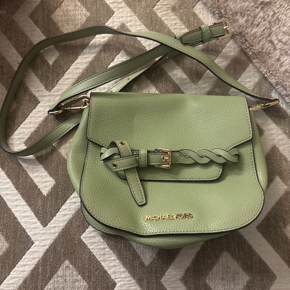Michael Kors Crossbody - Picture 1 of 3